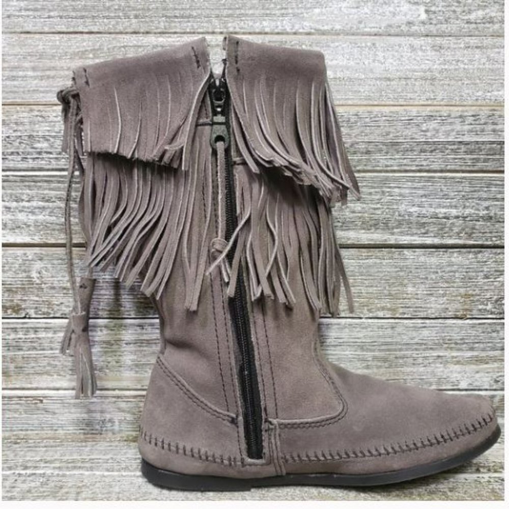 NWOT Minnetonka | 2 Layer Fringe Tassel Zip Boot | 9 | GRAY SUEDE LEATHER UNWORN - Picture 4 of 11